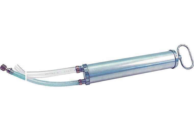 Doppelwirkende Ölansaugpumpe einschl. Adapter