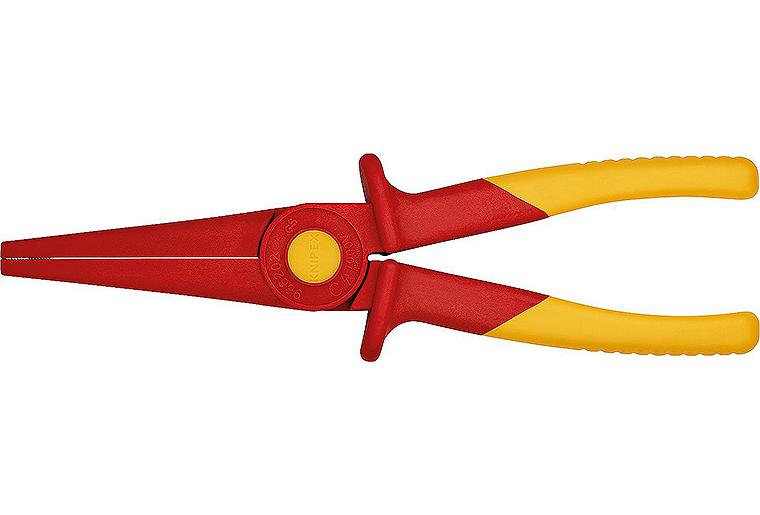 Flachrundzange KNIPEX aus Kunststoff isoliert bis 1000V Flachrundzange KNIPEX aus Kunststoff isoliert bis 1000V
