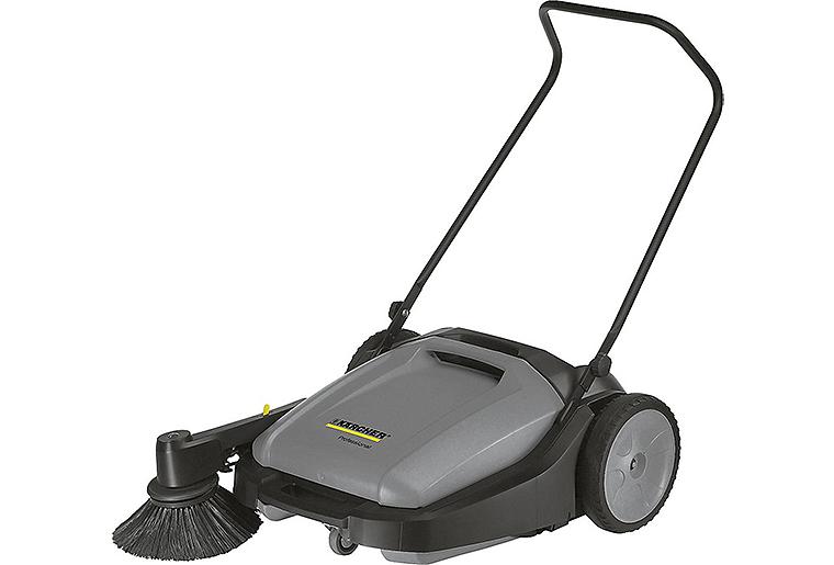 Kehrmaschine KÄRCHER Professional KM70/15 C mit 42 Liter Kehrgutbehälter Kehrmaschine KÄRCHER Professional KM70/15 C mit 42 Liter Kehrgutbehälter