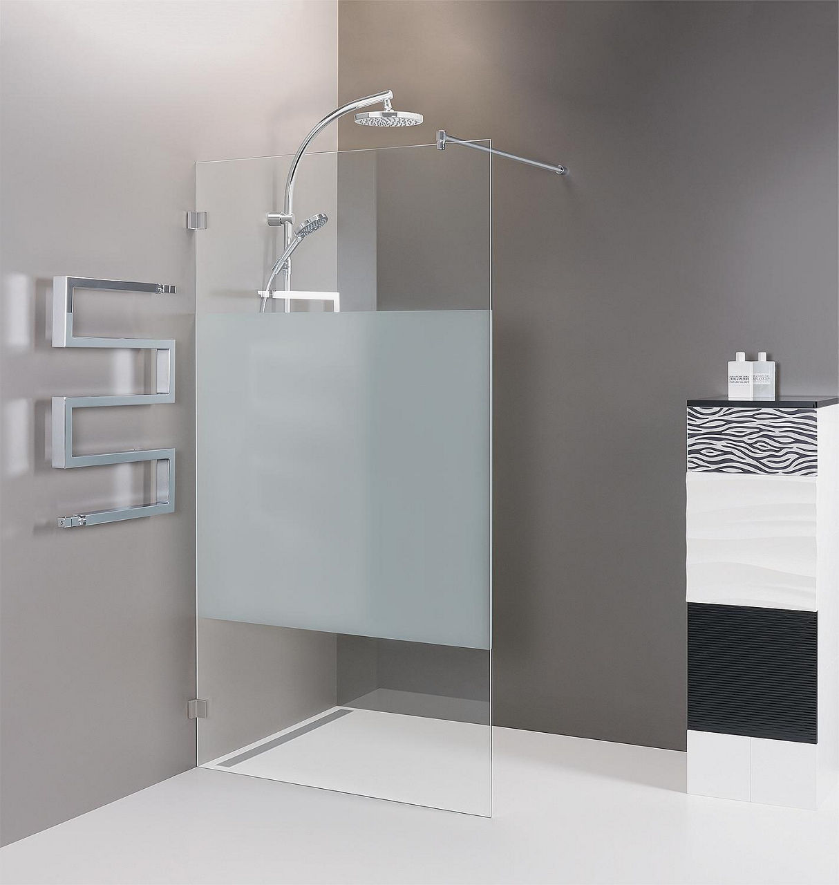 Walk-In Glasduschwand Esy mit innenbünd. Wandbeschlägen + Stabi.-Stange 1480x2000x8 mm Siebdruck mittig ESG mit ETC Walk-In Glasduschwand Esy mit innenbünd. Wandbeschlägen + Stabi.-Stange 1480x2000x8 mm Siebdruck mittig ESG mit ETC