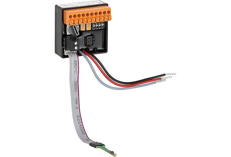Universalsteuerung 5/UNI-FT mit Feuchte-, Temperatur- und Nachlaufmodul, für e go und e² Universalsteuerung 5/UNI-FT mit Feuchte-, Temperatur- und Nachlaufmodul, für e go und e²