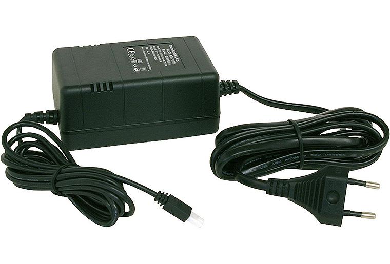 Netzteil 230 V/ 8 V/ 1 A für Messgerät(Eurostecker) f. Testo 325 M/XL Netzteil 230 V/ 8 V/ 1 A für Messgerät(Eurostecker) f. Testo 325 M/XL