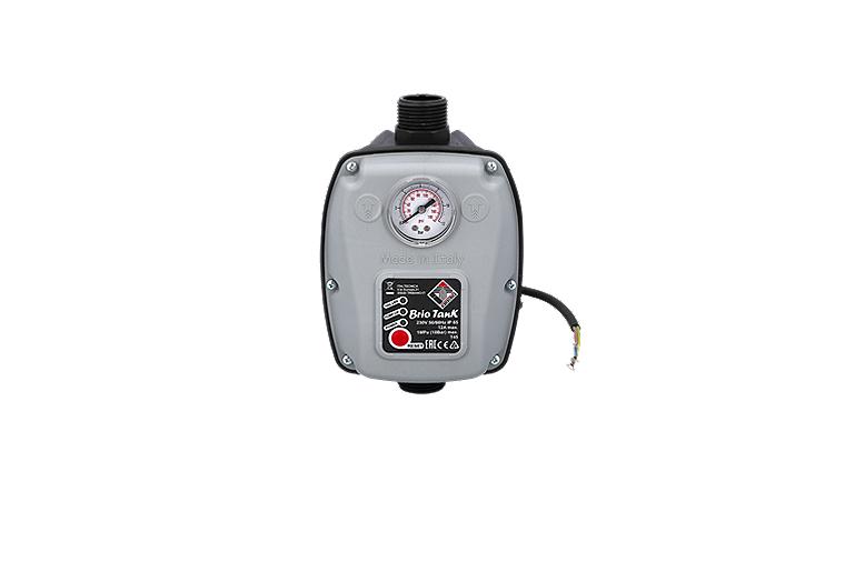 Pumpensteuerung Brio Tank elektronischer Druckschalter mit Schukostecker Pumpensteuerung Brio Tank elektronischer Druckschalter mit Schukostecker