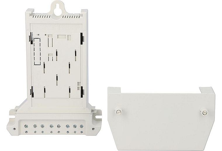 3-Punkt Adapter Zählerplatte 1x eHZ Zähler aufnahme BxHxT: 289x198mm, weiß 3-Punkt Adapter Zählerplatte 1x eHZ Zähler aufnahme BxHxT: 289x198mm, weiß